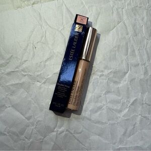Estee Lauder concealer